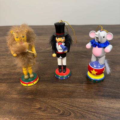 Christmas Postcards And Other Mix Lot