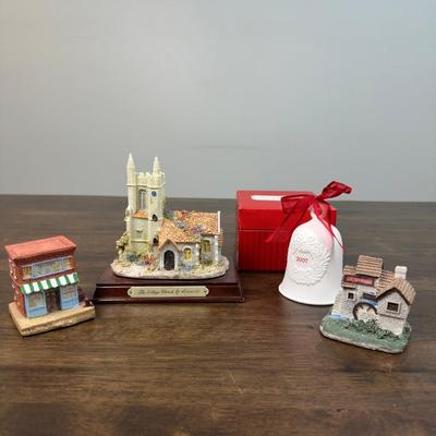 Village Figurines Mix Lot 