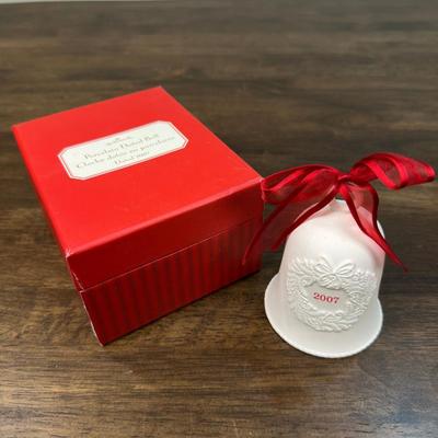 Village Figurines Mix Lot 