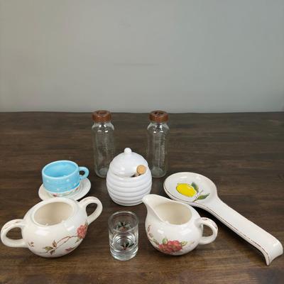 Kitchen Ware Mix Lot