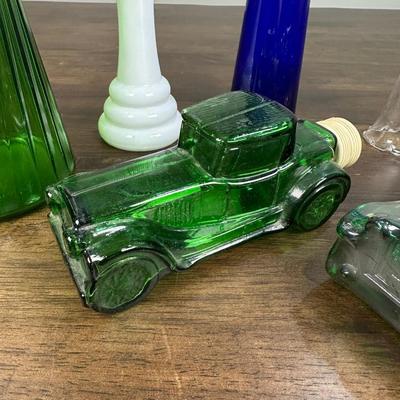 Vintage Art Glasses Lot