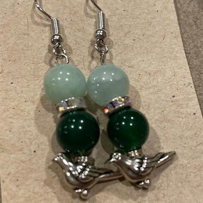 Chrysoprase and jade bracelet and earrings