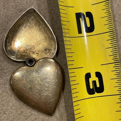 1940s Royal Jewelry heart pendant 1/20 12k and silver