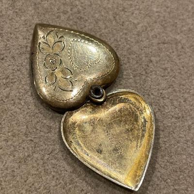 1940s Royal Jewelry heart pendant 1/20 12k and silver