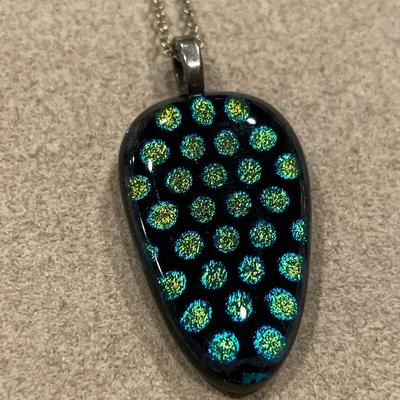 Coro clip ons, dichroic glass pendant and mesh heart bracelet