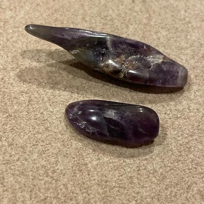 2 pieces of polished amethyst