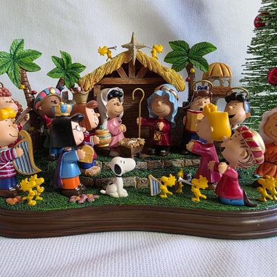 Peanuts Nativity