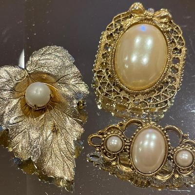 Vintage gold tone pins, scarf clip and bracelet