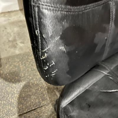 Leather office chair with no arms