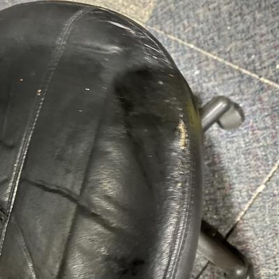 Leather office chair with no arms
