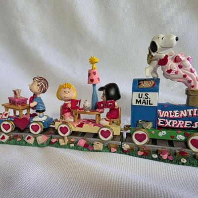 Peanuts Valentine Train