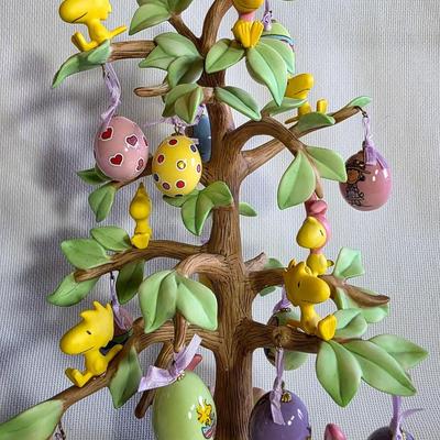 The Snoopy Easter Tree