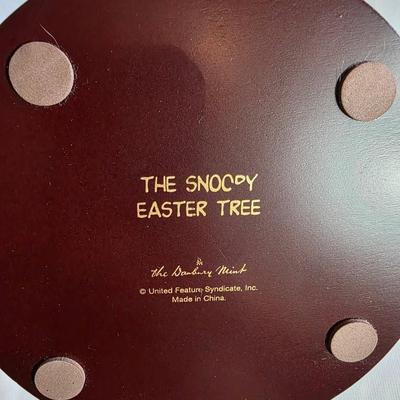 The Snoopy Easter Tree