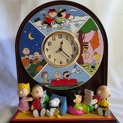 Peanuts Four Seasons Clock