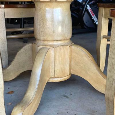 Dining Table with 4 chairs