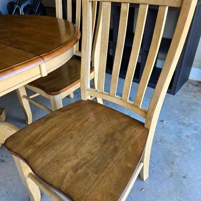 Dining Table with 4 chairs