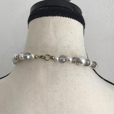 Sale Photo Thumbnail #106: Beautiful Faux Pearl glass beaded choker necklace please see attached photos