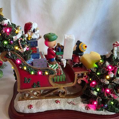 Peanuts Christmas Sleigh
