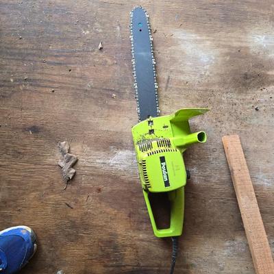 Electric chainsaw
