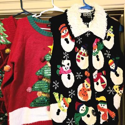 Ugly Sweater Lot 1