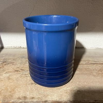 Pampered Chef Family Heritage Stoneware Utensil Holder in the cobalt blue color.