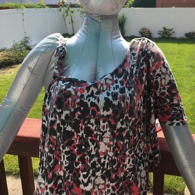 Majestic red and black short sleeve top