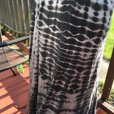 Hard tail black and gray maxi skirt