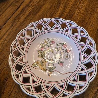 Decorative plate
