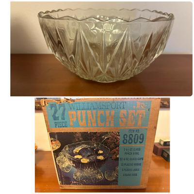 Williamsport 27-Piece Glass Punch Set