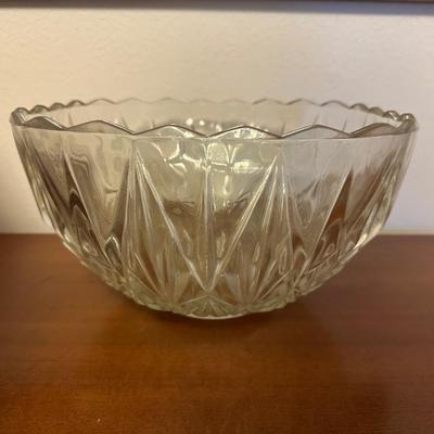 Williamsport 27-Piece Glass Punch Set