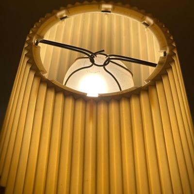 Vintage Floral Table Lamp