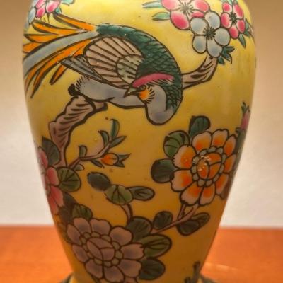 Vintage Floral Table Lamp