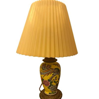 Vintage Floral Table Lamp