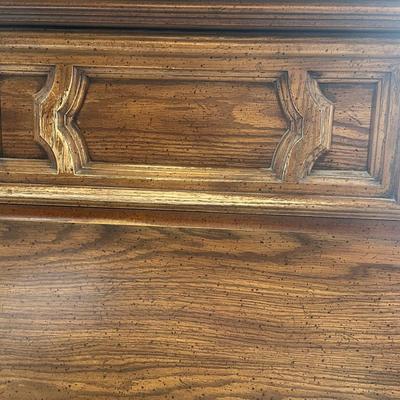 Vintage Bassett Headboard & Matching 2-Drawer Nightstand