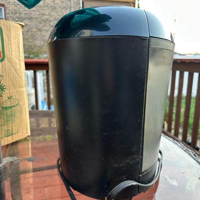 eurig K-Classic (also known as the K40/K45 Elite or K50/K55) single-serve coffee maker