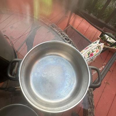 Large and medium cooking pot set