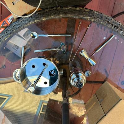 Crate & Barrel Bartenders serving set