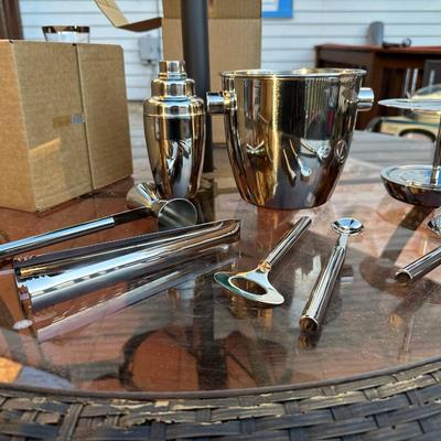 Crate & Barrel Bartenders serving set