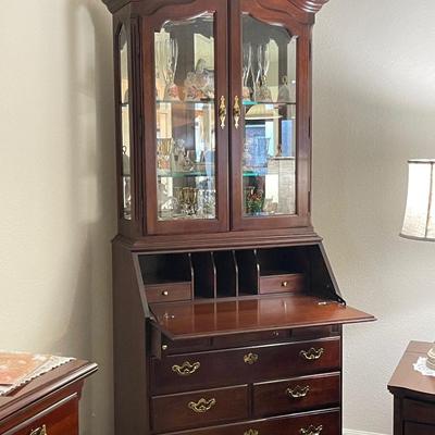 Sale Photo Thumbnail #73: Elegant Thomasville secretary desk with an upper glass display hutch
(items inside not included)