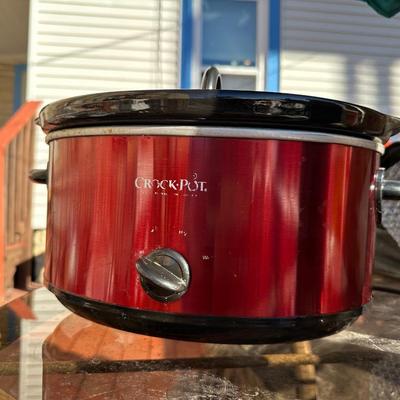 Crock-Pot 7 Quart Capacity Food Slow Cooker Home Cooking Kitchen Appliance, Red