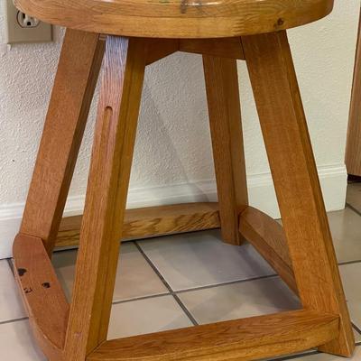 Sale Photo Thumbnail #109: Beautiful very solid wood