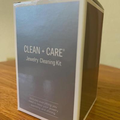 Sale Photo Thumbnail #115: appears to be brand new