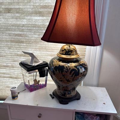 28" Black and Tan Floral Bouquet Vase Lamp By red lantern