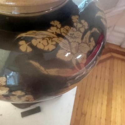 28" Black and Tan Floral Bouquet Vase Lamp By red lantern