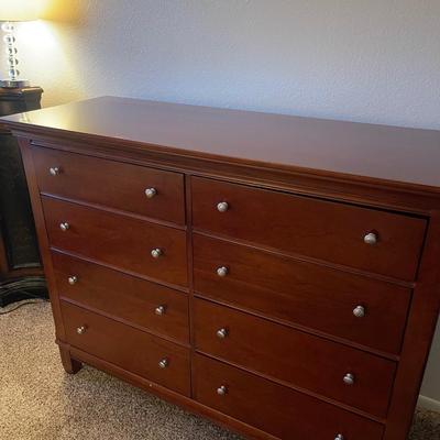 Sale Photo Thumbnail #124: Beautiful 8 drawer dresser