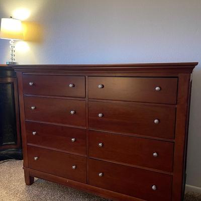 Sale Photo Thumbnail #123: Beautiful 8 drawer dresser