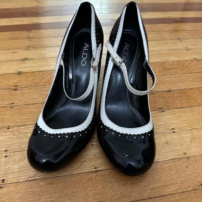 Black and white patent leather Aldo Mary Jane heels