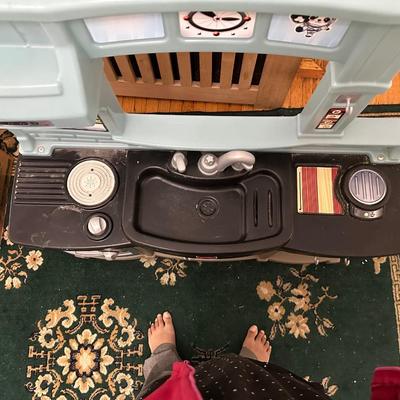 Step2 Best Chef's Kitchen playset