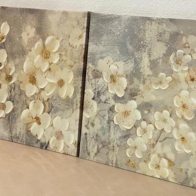 Sale Photo Thumbnail #157: Bundle of 5 decorations