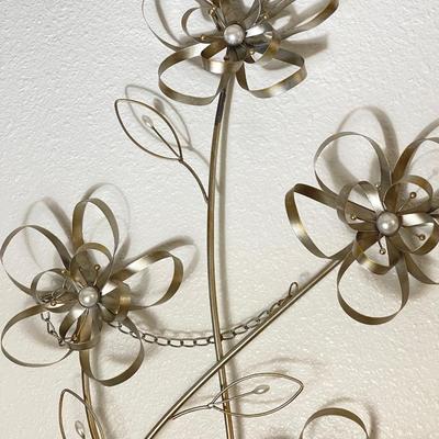 Sale Photo Thumbnail #160: cute metal flower decor
